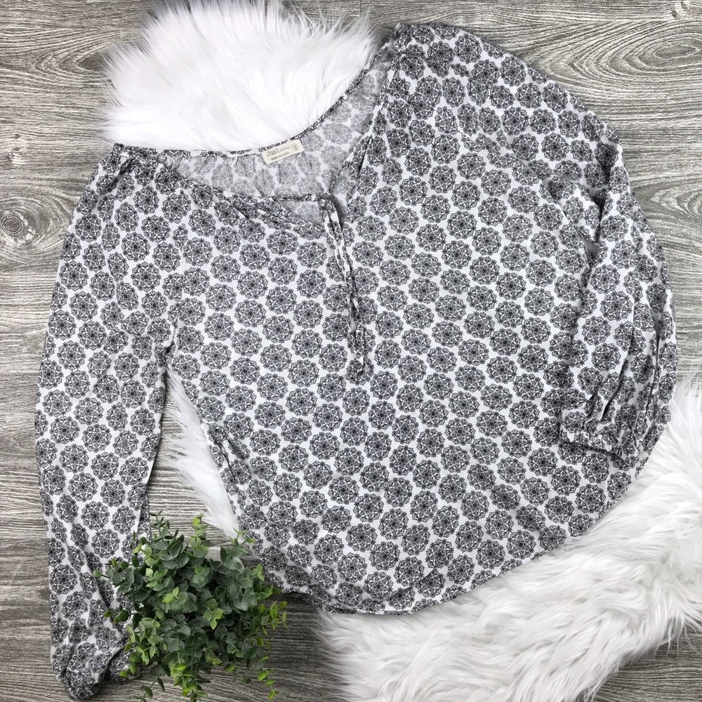 Just Living medallion long sleeve boho top